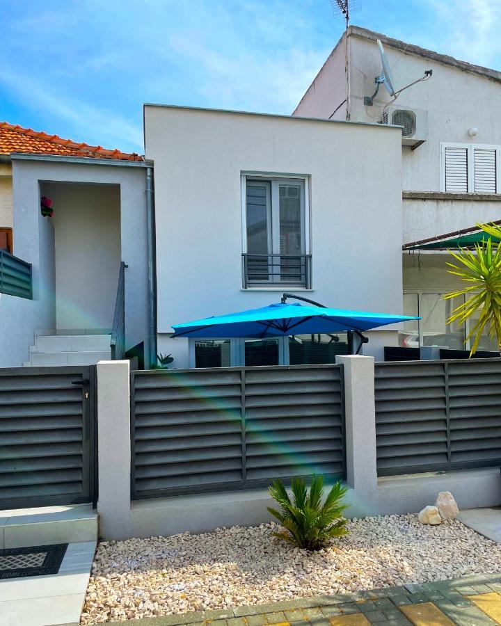 Studio & Apartment Biograd Paszman บีโอกราดนาโมรู ภายนอก รูปภาพ